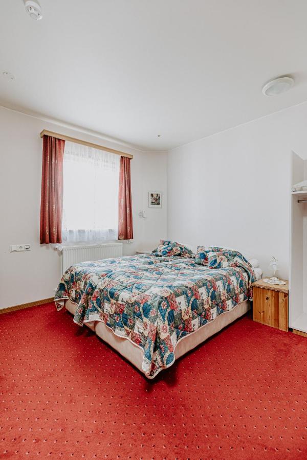 Narfastadir Guesthouse Laugar  Εξωτερικό φωτογραφία